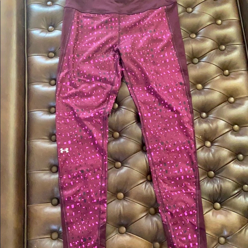 Under Armour workout Coldgear Printed legging.